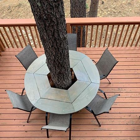 Forested Ruidoso Condo With Deck And Fireplace! Экстерьер фото