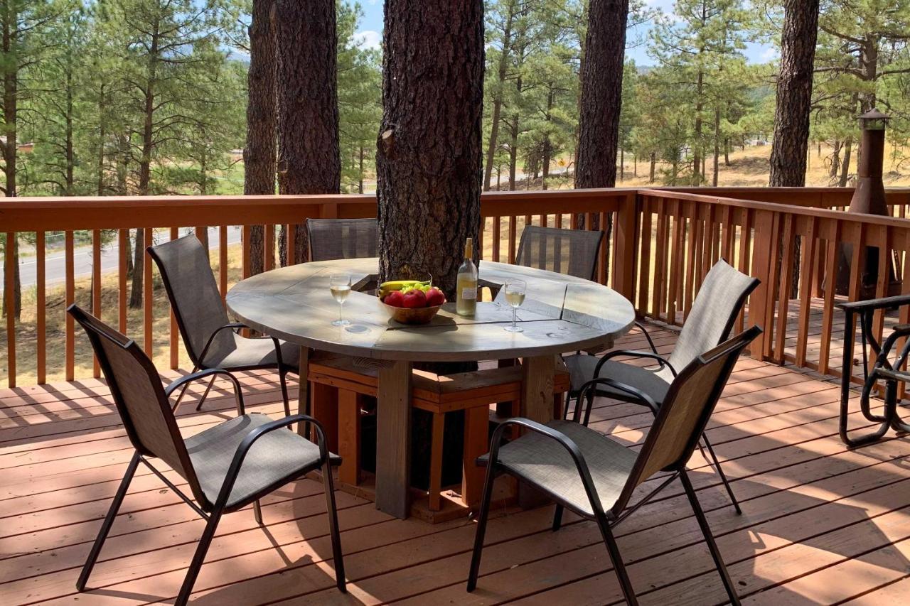 Forested Ruidoso Condo With Deck And Fireplace! Экстерьер фото
