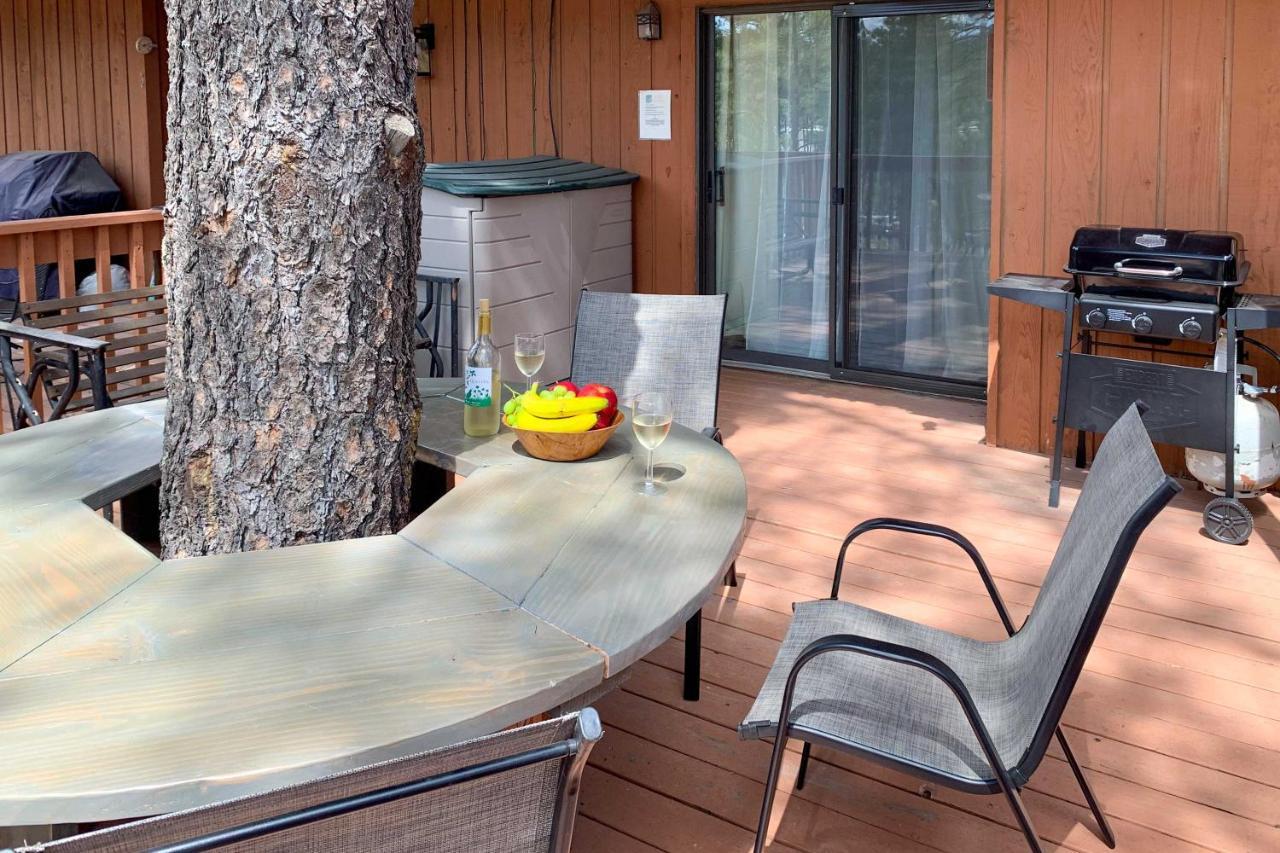 Forested Ruidoso Condo With Deck And Fireplace! Экстерьер фото