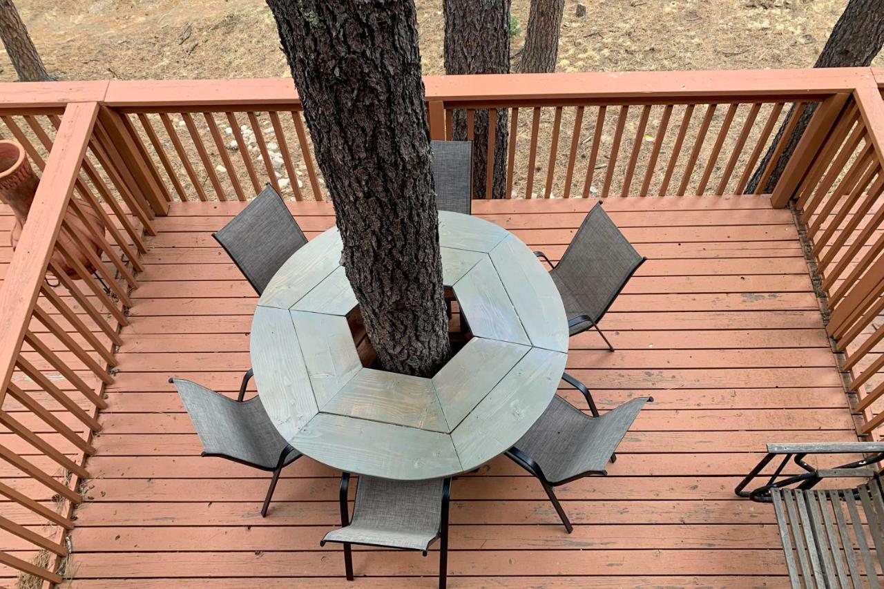 Forested Ruidoso Condo With Deck And Fireplace! Экстерьер фото
